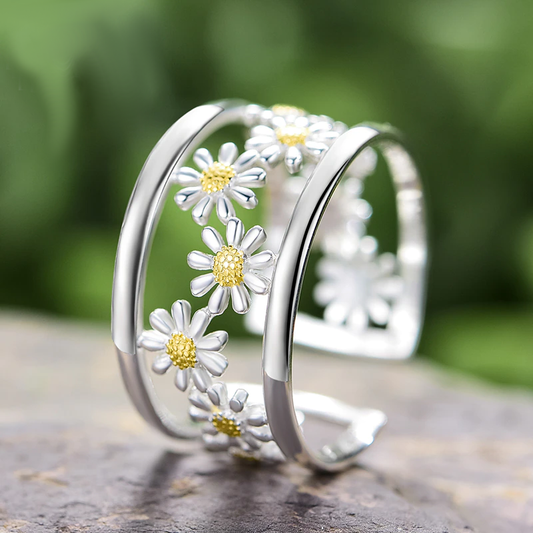 Daisy Flower Adjustable Ring